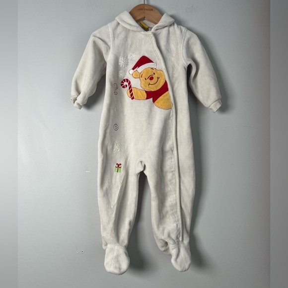 Disney Baby Winnie The Pooh Velour Footies One Piece Sleeper Christmas 12M - Picture 1 of 5